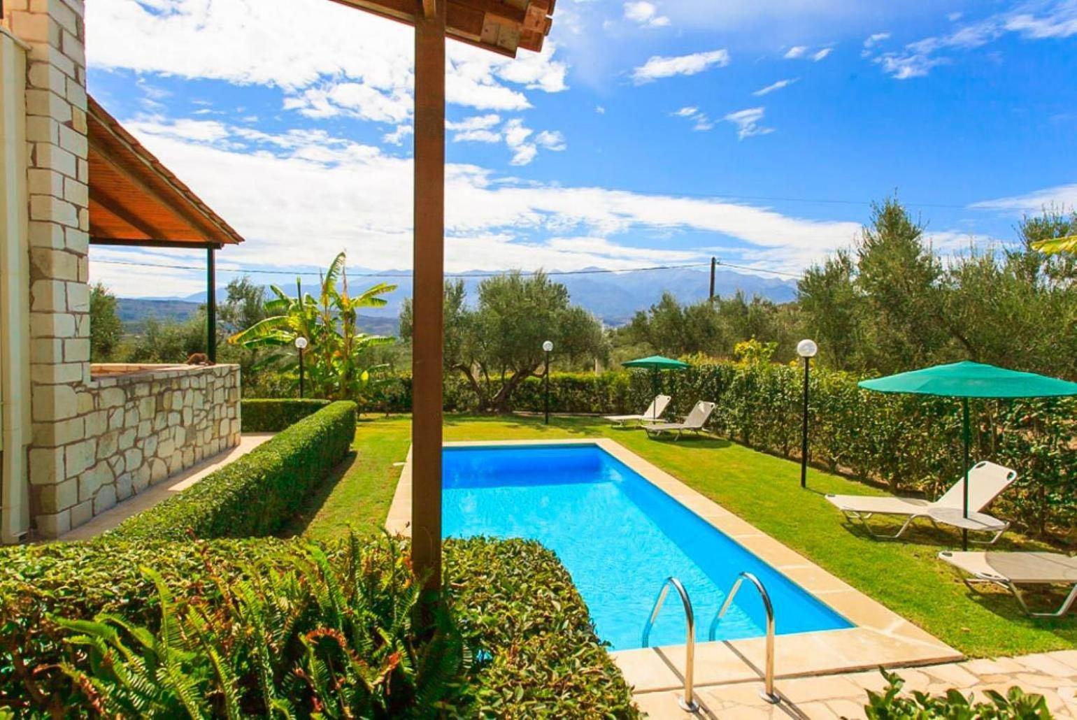 Villa Giannis Kalyves Exterior foto